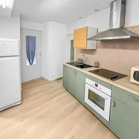 Le Petit Rempart T2 Vue Sur Remparts De La Cite * Καρκασόν
